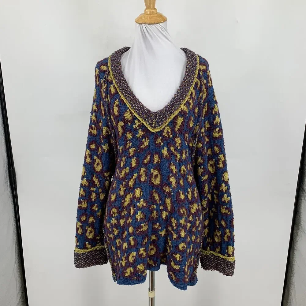 Free People Sweater Womens S Small Multi Little Animal Pullover V Neck Oversized